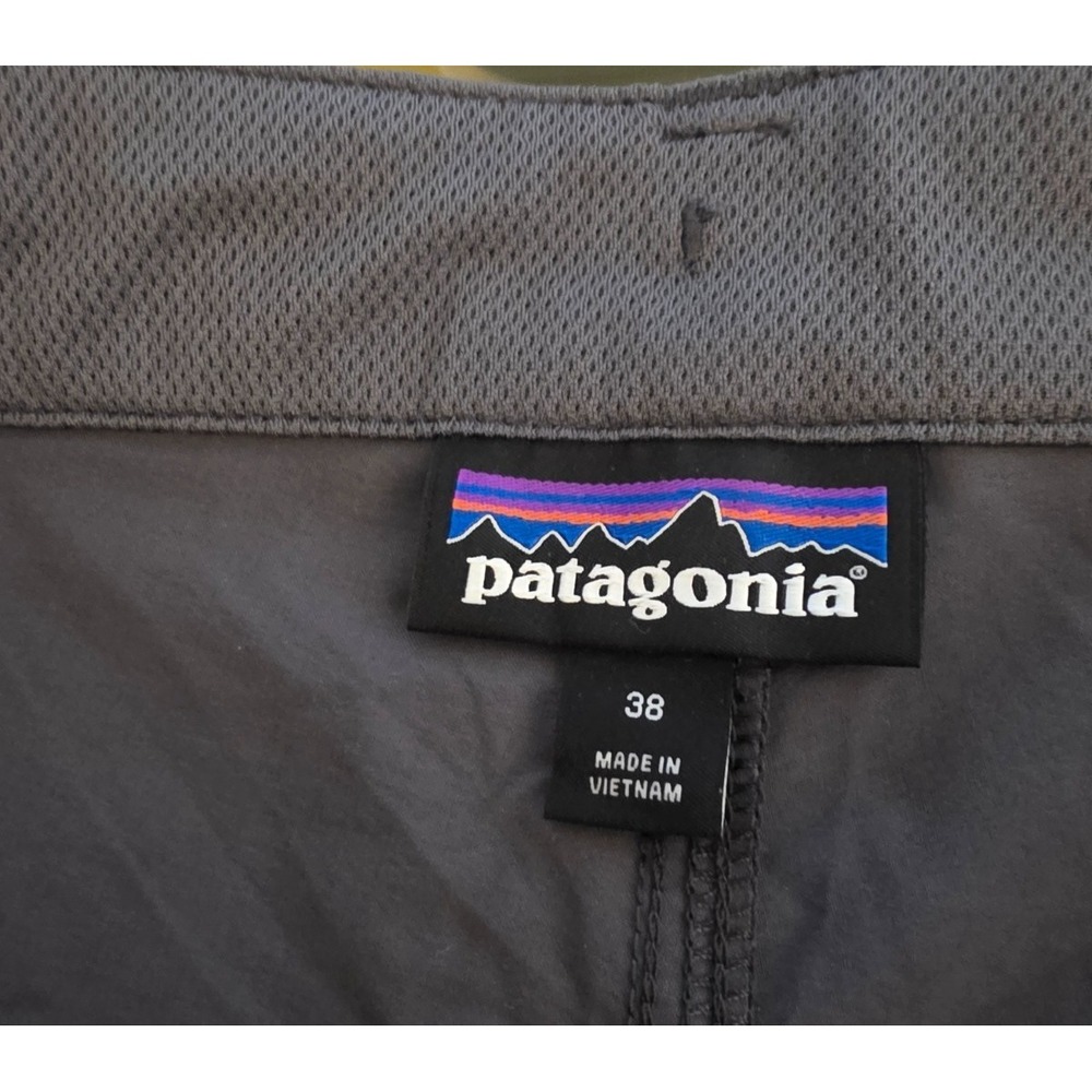 Patagonia Men's Gray  Shorts SZ 38 - Picture 2 of 3